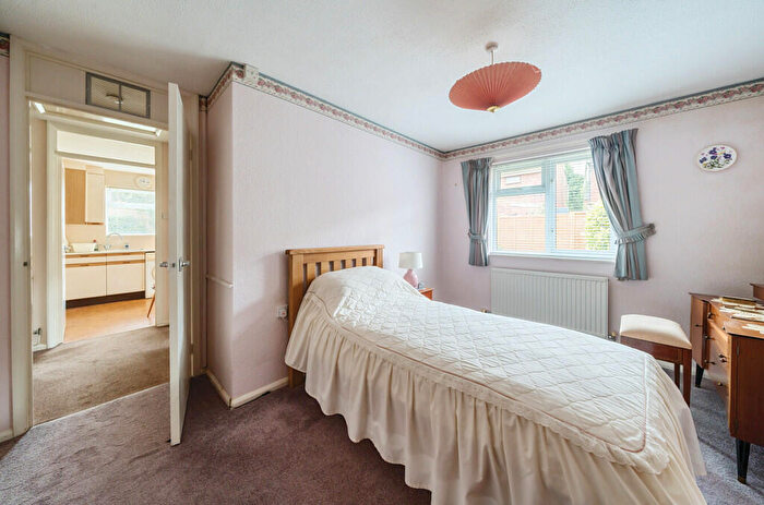 2 Bedroom Bungalow For Sale In Windermere Road, Cheltenham, Gloucestershire, GL51