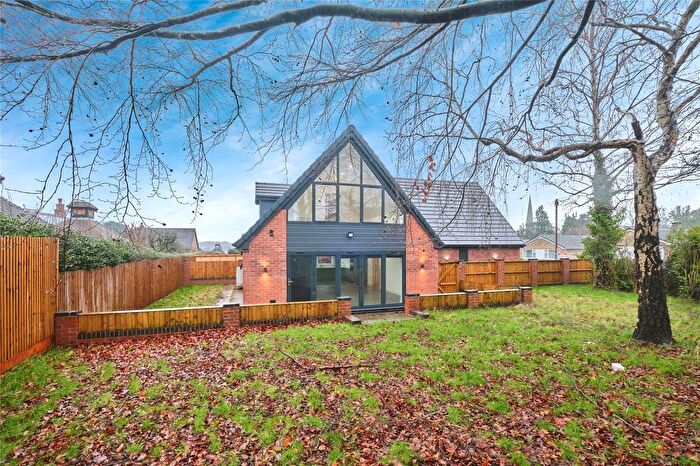 4 Bedroom Bungalow For Sale In Beecroft Avenue, Staffordshire, WS13