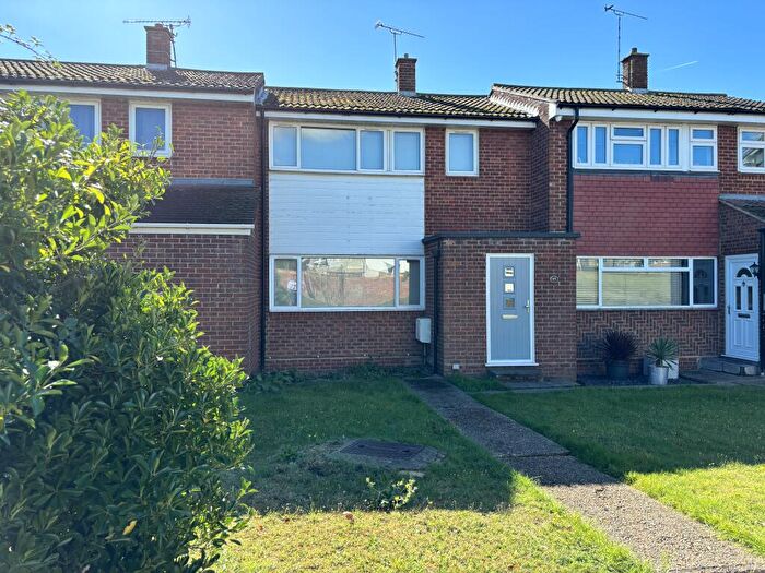 3 Bedroom Terraced House To Rent In Chestnut Path, Canewdon, Essex, SS4