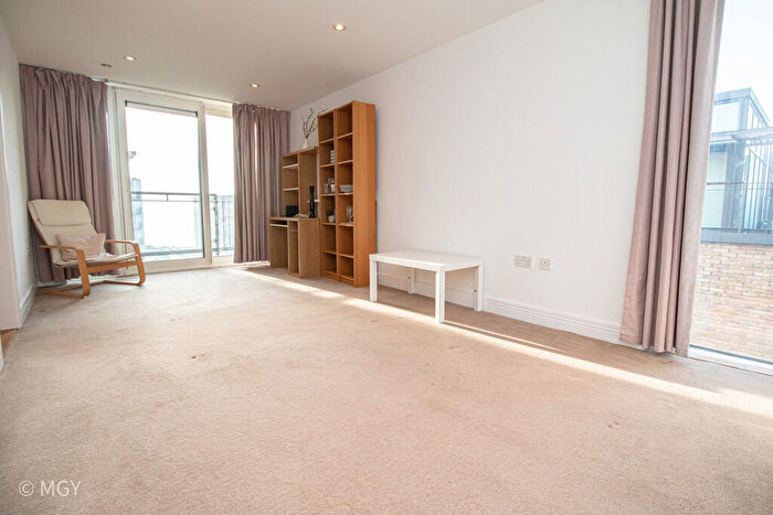 2 Bedroom Apartment To Rent In Kilcredaun House, Prospect Place, Cardiff Bay, CF11