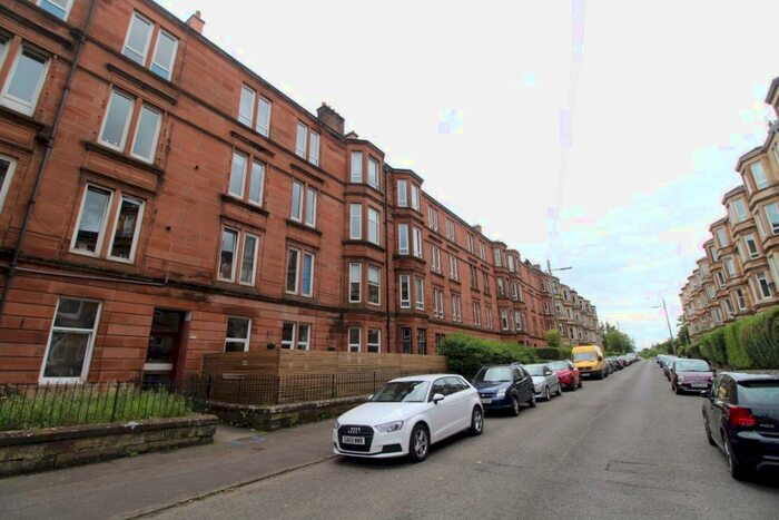 2 Bedroom Flat To Rent In Onslow Drive, Glasgow, G31