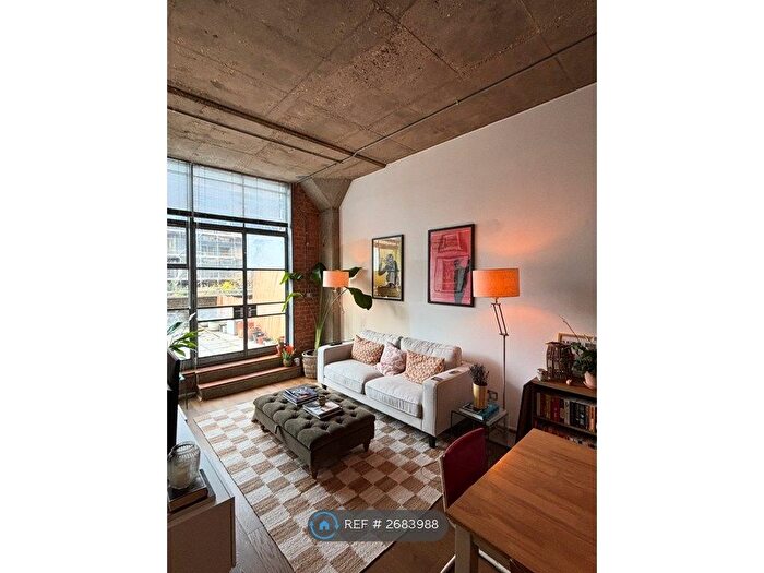 1 Bedroom Flat To Rent In Royle Building, London, N1