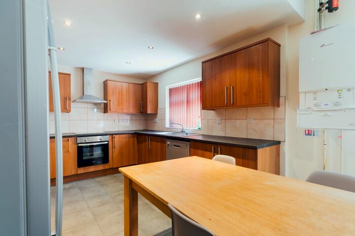 6 Bedroom Flat To Rent In Frederick Street, Loughborough LE11