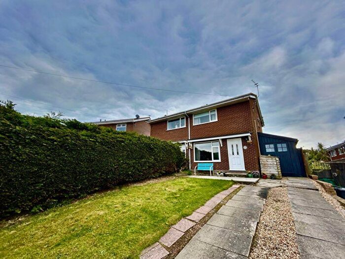 2 Bedroom Semi-Detached House For Sale In Bryn Celyn, Upper Colwyn Bay, LL29