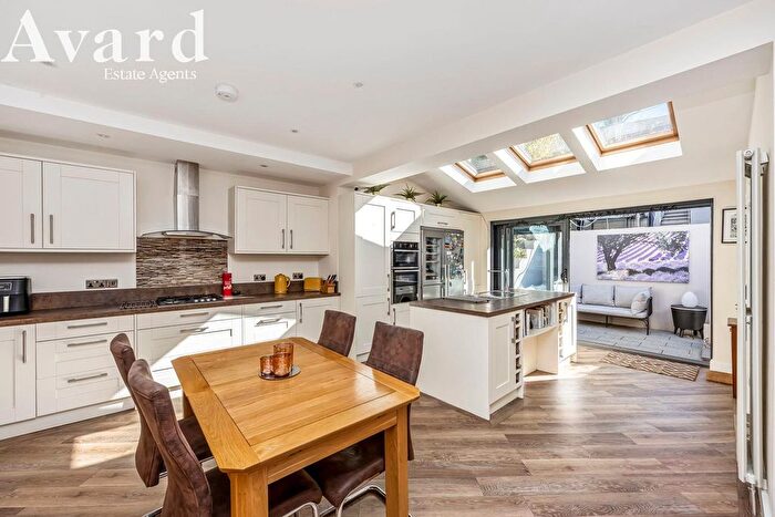 3 Bedroom Terraced House For Sale In Barnett Road, Brighton, BN1