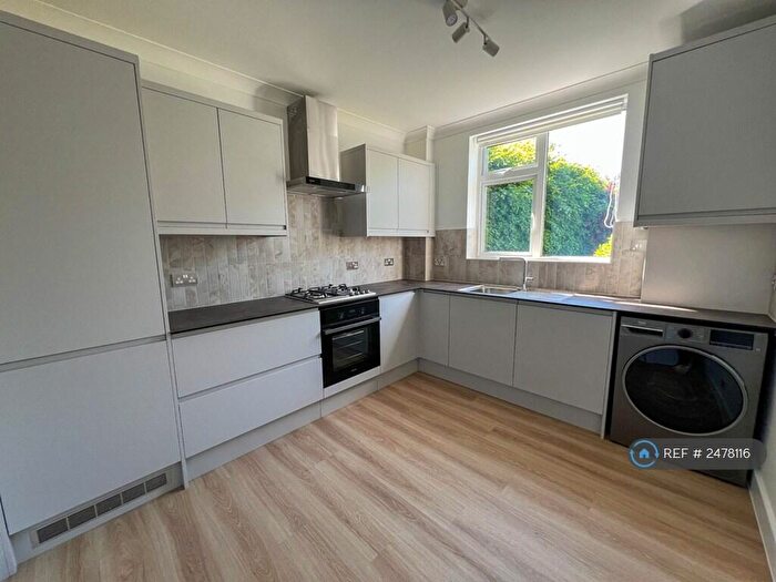 2 Bedroom Flat To Rent In Westover Road, Bristol, BS9