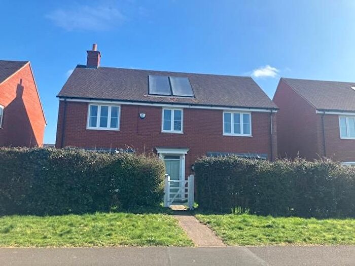 4 Bedroom Property To Rent In Newport Road, Brooklands, Milton Keynes, MK10