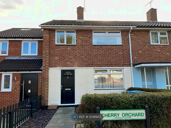 2 Bedroom Terraced House To Rent In Cherry Orchard, Hemel Hempstead, HP1