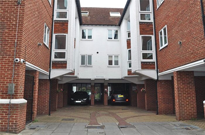 1 Bedroom Flat To Rent In Flat, Stour Court, Canterbury, Kent, CT1