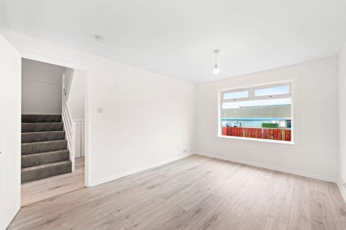 4 Bedroom Terraced House To Rent In Nigel Rise, Livingston, EH54