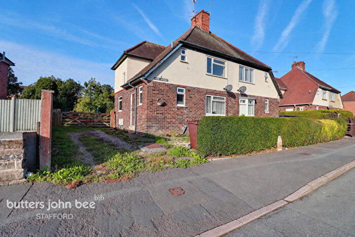 3 Bedroom Semi-Detached House For Sale In Park Avenue, Uttoxeter, ST14