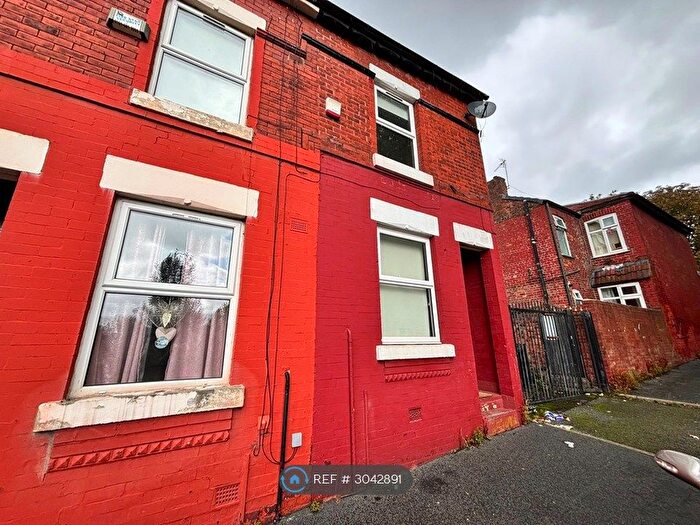 2 Bedroom Terraced House To Rent In Dorothy St, Salford, M7