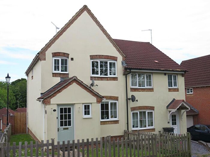 3 Bedroom House To Rent In Athelney Way, Yeovil, BA21