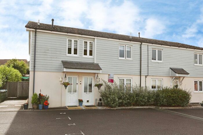2 Bedroom Maisonette For Sale In Morrison Close, Southampton, SO19