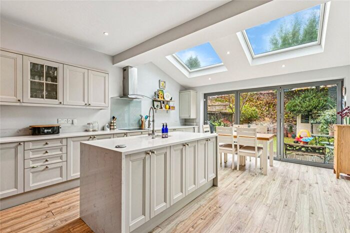 4 Bedroom Terraced House For Sale In Wilna Road, SW18