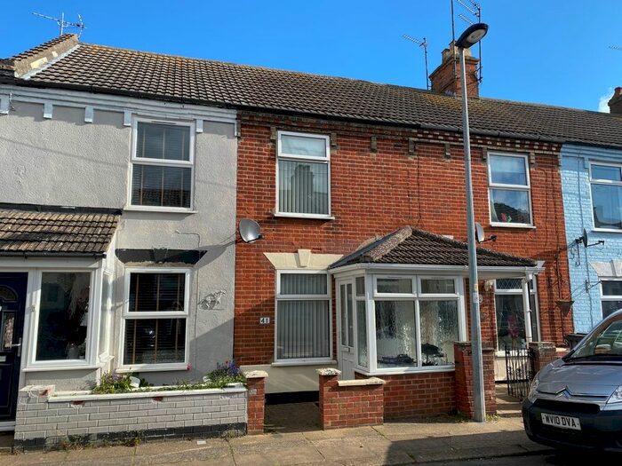 Houses to rent in GorlestononSea, NR31, Norfolk
