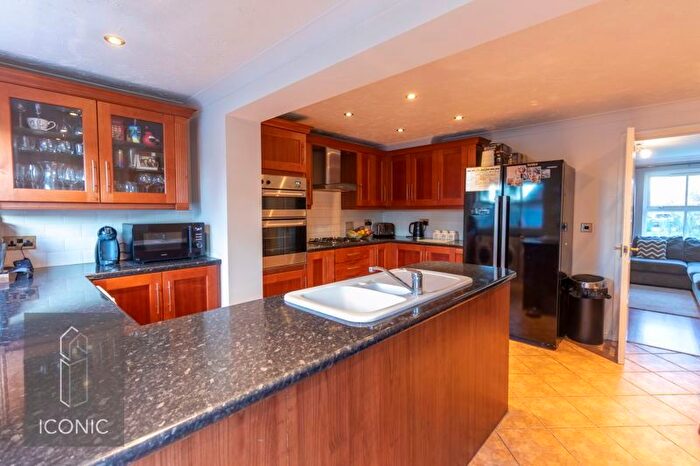 3 Bedroom End Of Terrace House For Sale In Old Warren, Taverham, Norwich, NR8