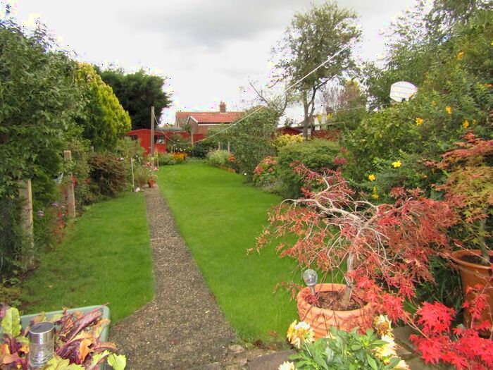 3 Bedroom Terraced House To Rent In Cypress Grove, Ilford, IG6