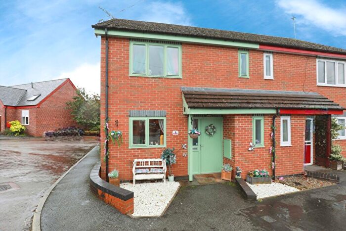 3 Bedroom Semi-Detached House For Sale In Wharton Road, Winsford, Cheshire, CW7