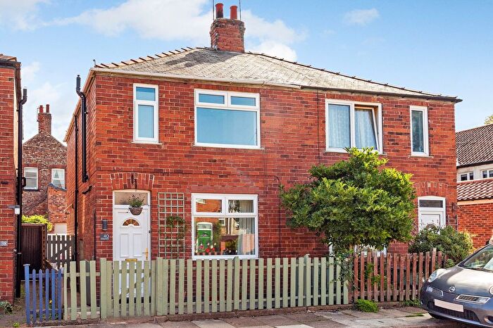 3 Bedroom Semi-Detached House To Rent In Montague Street, South Bank, York, YO23