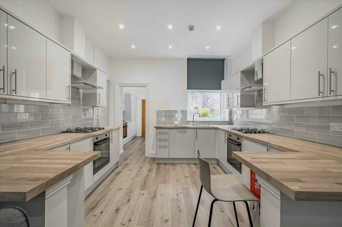 10 Bedroom Terraced House To Rent In Queens Road, Plymouth, PL4