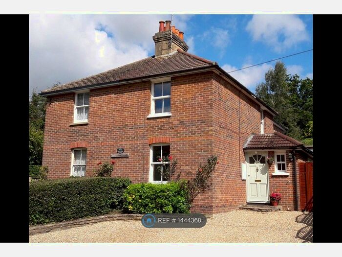 3 Bedroom Semi-Detached House To Rent In Middle Bourne Lane, Lower Bourne, Farnham, GU10