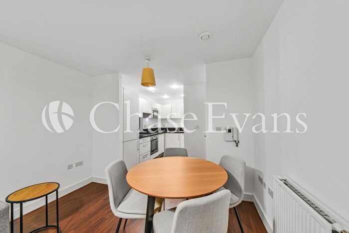 1 Bedroom Flat To Rent In Dalston Square, Hackney, London, E8
