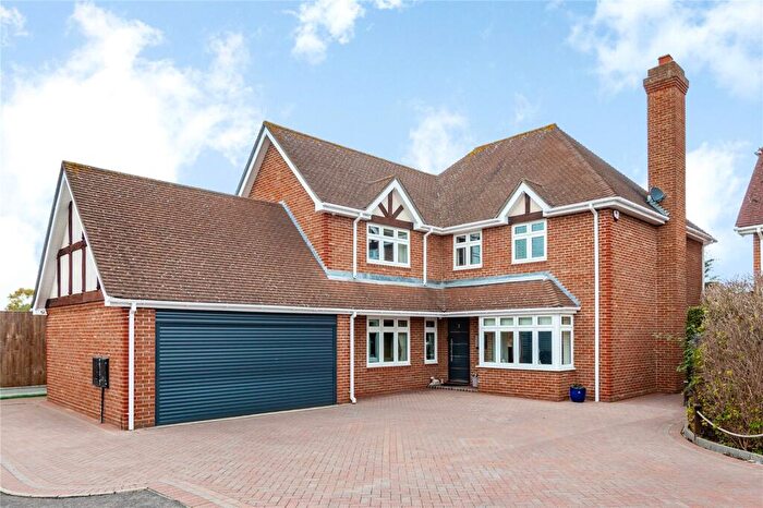 5 Bedroom Detached House For Sale In Brindles, Emerson Park, RM11