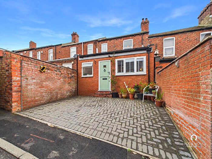 2 Bedroom Terraced House For Sale In South View, Crawcrook, Ryton, Tyne And Wear, NE40