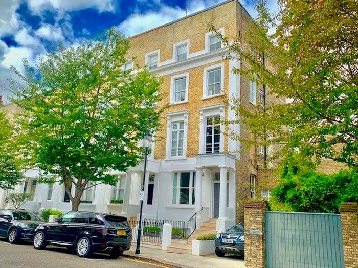 2 Bedroom Flat To Rent In Cathcart Road, London, SW10