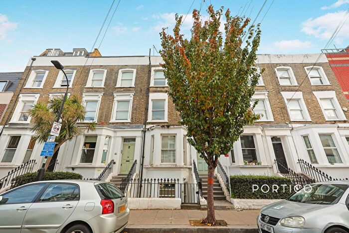 1 Bedroom Flat To Rent In Hopgood Street, London, W12