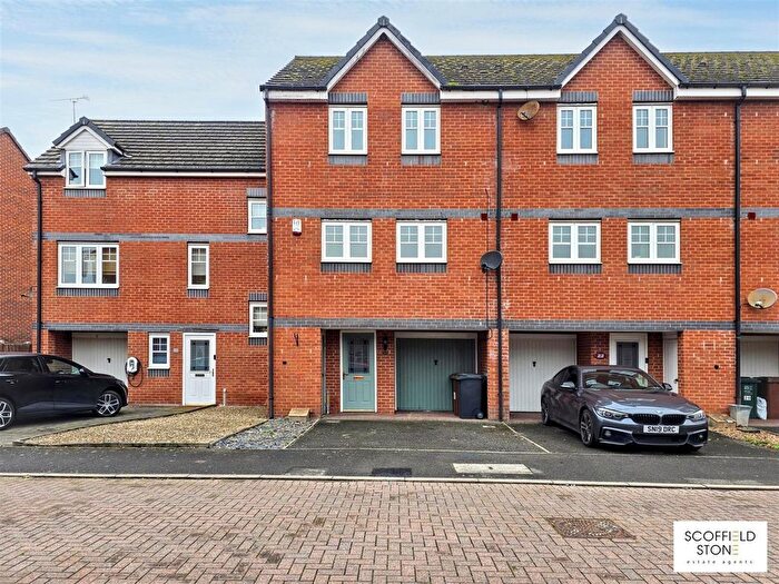 3 Bedroom Terraced House For Sale In Clyde Street, Hilton, DE65