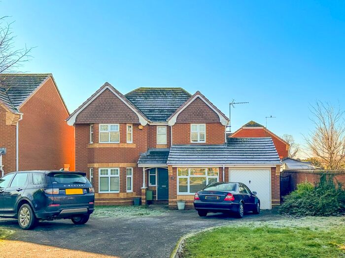 4 Bedroom Detached House To Rent In Earl Rivers Avenue, Heathcote, Warwick, Warwickshire, CV34