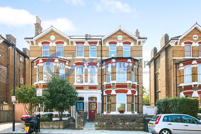 Studio To Rent In Tierney Road, Streatham Hill, SW2