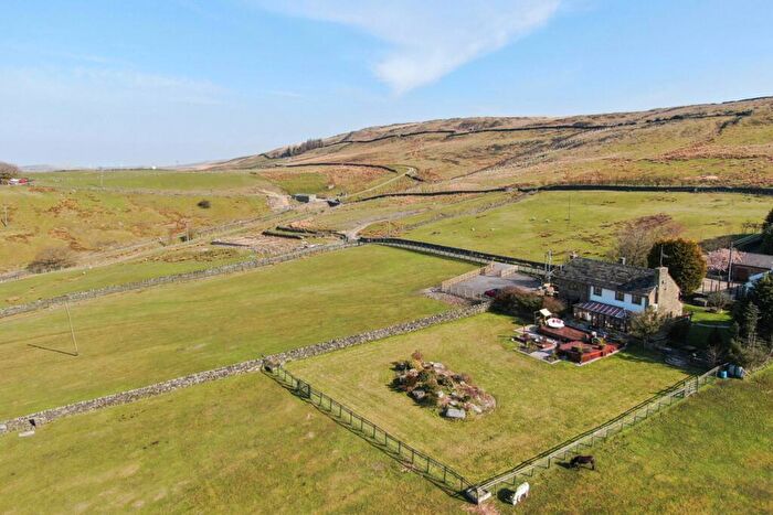 4 Bedroom Detached House For Sale In Warland, Todmorden, OL14