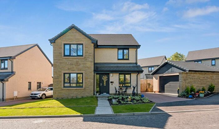 4 Bedroom Detached House For Sale In Rowan Drive, Plean, FK7