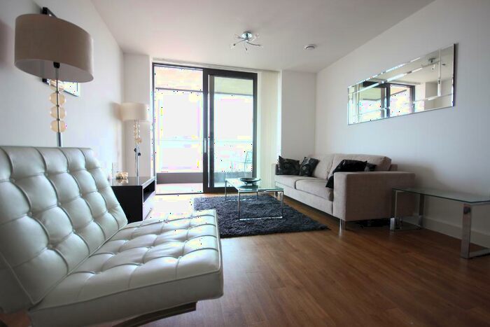 2 Bedroom Flat To Rent In Connaught Heights, Agnes George Walk, London, E16