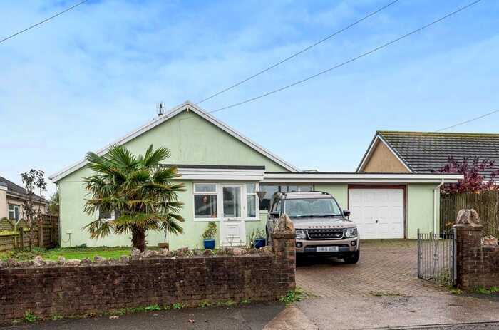 5 Bedroom Detached Bungalow For Sale In Kittle Hill Lane, Kittle, Swansea SA3