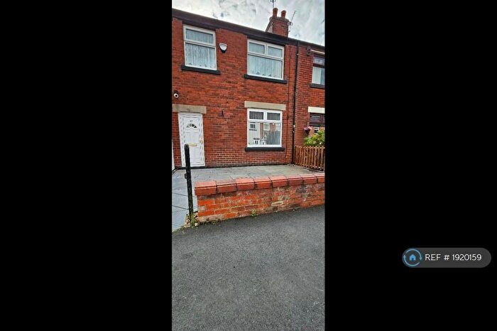 3 Bedroom Terraced House To Rent In Catherine Street East, Horwich, Bolton, BL6