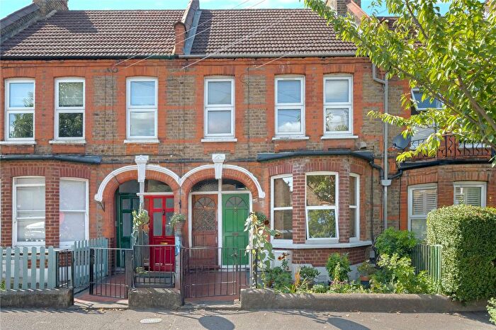 1 Bedroom Flat For Sale In Diana Road, Walthamstow, London, E17