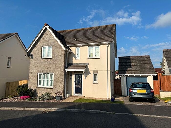 4 Bedroom Detached House For Sale In Bosnoweth, Helston, TR13