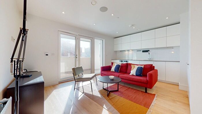 3 Bedroom Flat To Rent In Olympic Way, Wembley, HA9