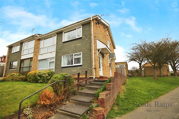 2 Bedroom Apartment To Rent In Hillhead Parkway, Chapel House, Newcastle Upon Tyne, NE5