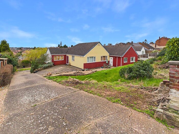 4 Bedroom Detached Bungalow For Sale In Westdale Lane, Carlton, Nottingham, NG4