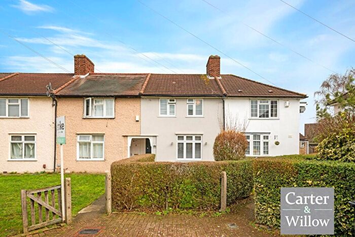 3 Bedroom Terraced House For Sale In Osborne Square, Dagenham, RM9