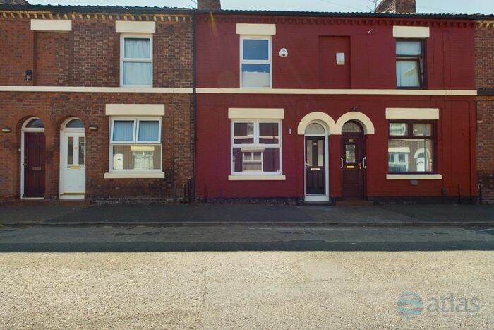 3 Bedroom Terraced House To Rent In Gwendoline Street, Toxteth, L8