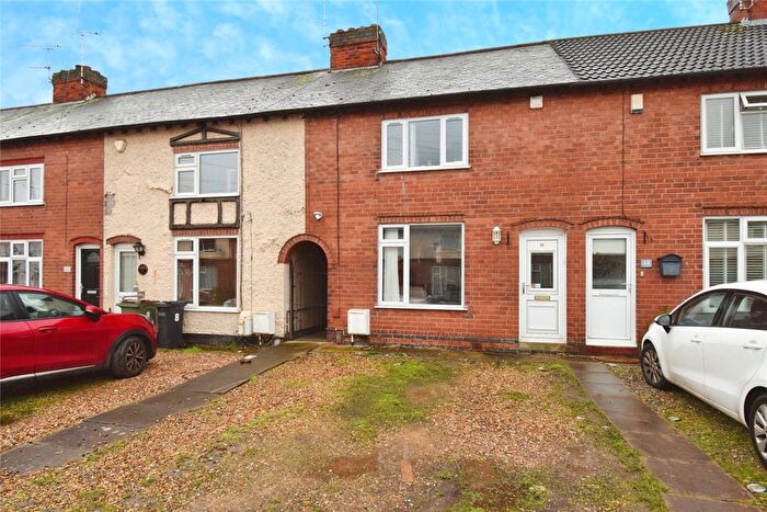 3 Bedroom Terraced House For Sale In Arnold Avenue, Wigston, Leicestershire, LE18