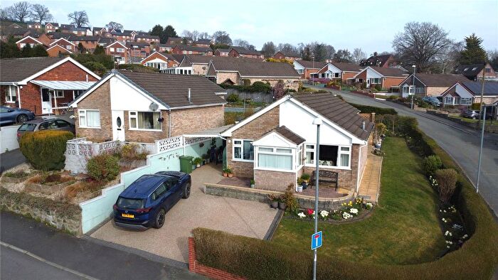3 Bedroom Bungalow For Sale In Bryn Glas, Welshpool, Powys, SY21