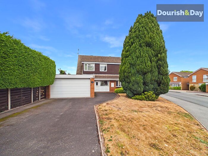 3 Bedroom Detached House For Sale In Cherrybrook Drive, Penkridge, ST19