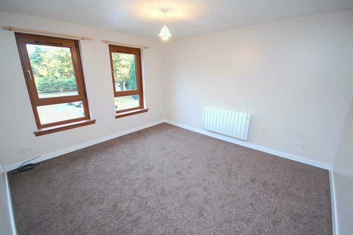 2 Bedroom Flat To Rent In McDonald Court, Froghall Terrace, Aberdeen, Aberdeen, AB24